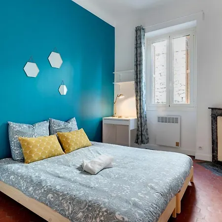 Cosy And Trendy 3 Bedrooms Train Tramway Apartmán *